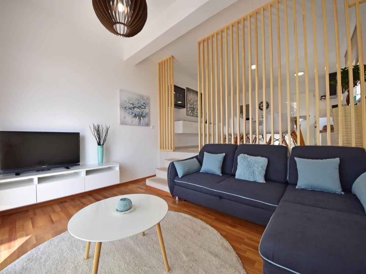 Apartment Cvit 2 By Interhome เคลโนวีซา ภายนอก รูปภาพ